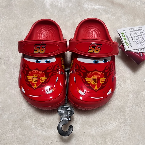 Lightning McQueen Toddler Crocs - Picture 4 of 4